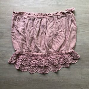 True Destiny Woman’s Blush Crochet Hem Crop Top